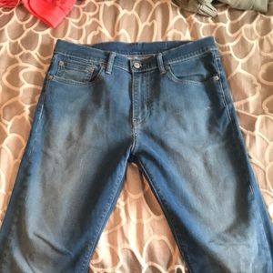 Men’s Levi Jeans size 32